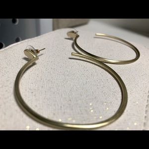 Kendra Scott hoop earrings